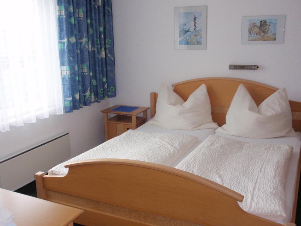 Ferienwohnungen Kern Weyregg Kamer foto
