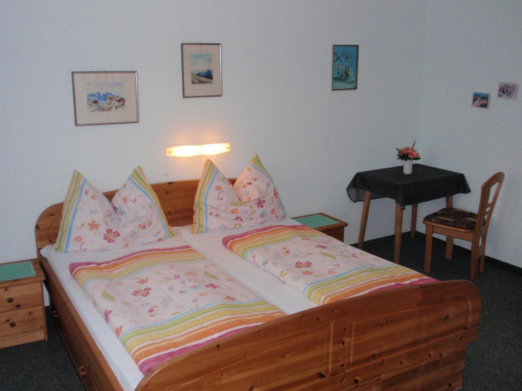 Ferienwohnungen Kern Weyregg Kamer foto